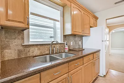 4817 Alamo Drive, Galveston, TX 77551 - Photo 23
