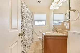 4817 Alamo Dr, Galveston, TX 77551 - Photo 17