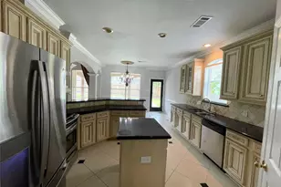 9343 Buffalo Bend Ln, Houston, TX 77089 - Photo 11