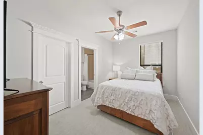 918 W 20th Street, Houston, TX 77008 - Photo 35