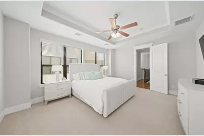 918 W 20th Street, Houston, TX 77008 - Photo 23