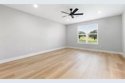 1328 Green Briar Drive, Huntsville, TX 77340 - Photo 17