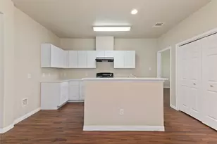 14954 Huntington Willow Ln, Houston, TX 77090 - Photo 7