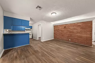 3815 Love Street, Houston, TX 77026 - Photo 9