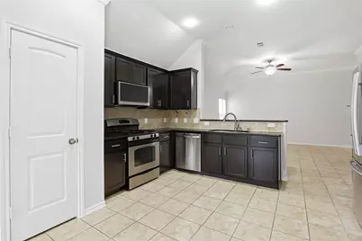 12910 Taper Reach Drive, Tomball, TX 77377 - Photo 5