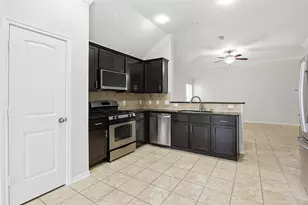 12910 Taper Reach Dr, Tomball, TX 77377 - Photo 5