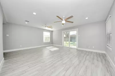 11214 Sagehaven Drive, Houston, TX 77089 - Photo 23