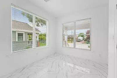 225 Royder Street, Houston, TX 77009 - Photo 7