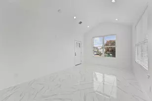 225 Royder St, Houston, TX 77009 - Photo 5
