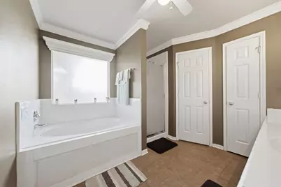 6619 Romsley Lane, Houston, TX 77049 - Photo 17