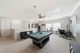 6619 Romsley Ln, Houston, TX 77049 - Photo 9