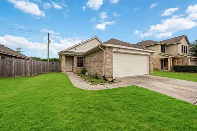 8426 Bay Run Avenue, Baytown, TX 77521 - Photo 1