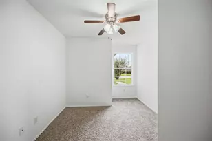 8426 Bay Run Ave, Baytown, TX 77521 - Photo 25