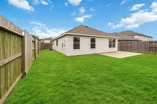 8426 Bay Run Ave, Baytown, TX 77521 - Photo 33