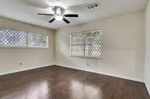 405 Billie Bess Ln, Conroe, TX 77301 - Photo 15
