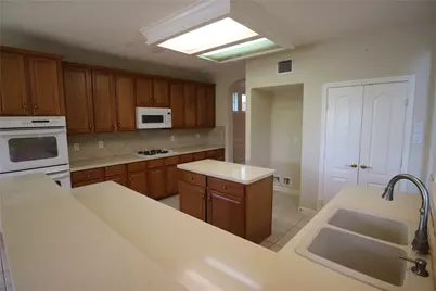 1215 Pelican Hill Court, Katy, TX 77494 - Photo 9