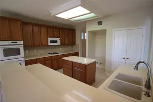 1215 Pelican Hill Ct, Katy, TX 77494 - Photo 9