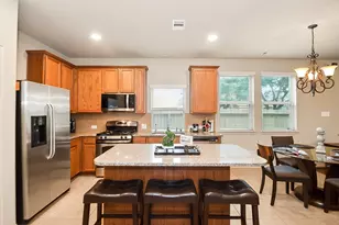 5201 Pale Sage Ln, Rosharon, TX 77583 - Photo 9