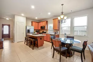 5201 Pale Sage Ln, Rosharon, TX 77583 - Photo 5