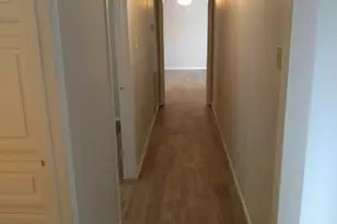 10818A Lynbrook Dr, Houston, TX 77042 - Photo 9