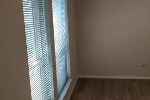 10818A Lynbrook Dr, Houston, TX 77042 - Photo 5