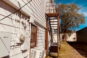 401 E Main St, Humble, TX 77338 - Photo 7