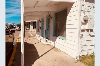 401 E Main Street, Humble, TX 77338 - Photo 5