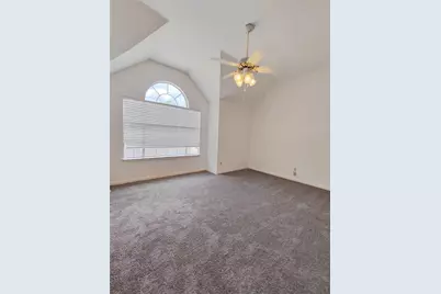 5019 Greenriver Valley Drive, Houston, TX 77345 - Photo 17