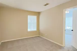 5019 Greenriver Valley Dr, Houston, TX 77345 - Photo 17