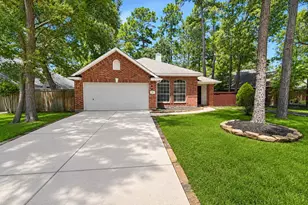 22 Cypress Bayou Ct, The Woodlands, TX 77382 - Photo 1