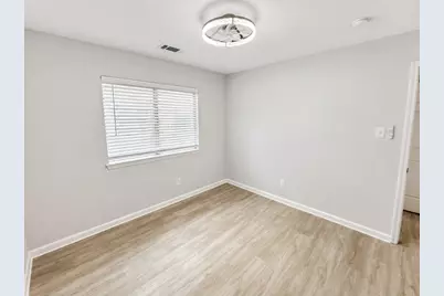 22 Cypress Bayou Court, The Woodlands, TX 77382 - Photo 11