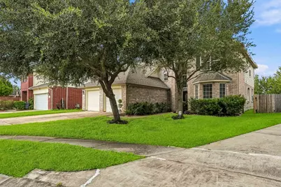 4106 Applecreek Bend Drive, Stafford, TX 77477 - Photo 3
