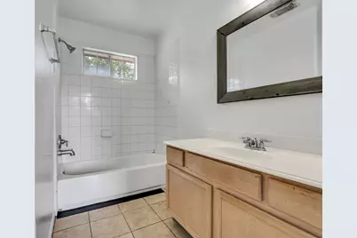 7211 Calcutta Spring Drive, Houston, TX 77083 - Photo 9