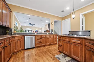 2334 Camden Dr, Houston, TX 77021 - Photo 13