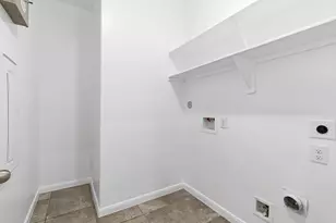 9127 Brazos Dr, Baytown, TX 77521 - Photo 17