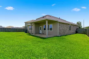 9127 Brazos Dr, Baytown, TX 77521 - Photo 31