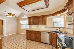 212 Any Way St, Lake Jackson, TX 77566 - Photo 15