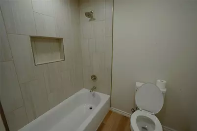 233 S Harrison Street, Longview, TX 75601 - Photo 11