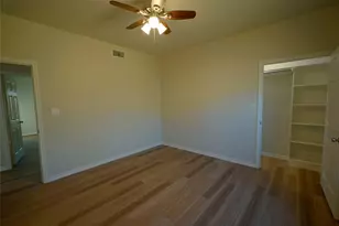 233 S Harrison St, Longview, TX 75601 - Photo 13