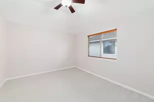 8330 Malin Ct, Houston, TX 77083 - Photo 17