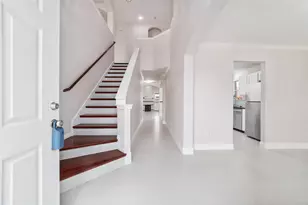 8330 Malin Ct, Houston, TX 77083 - Photo 3