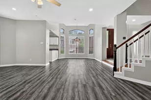 12929 Kingsbridge Ln, Houston, TX 77077 - Photo 7
