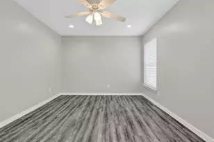 12929 Kingsbridge Ln, Houston, TX 77077 - Photo 37