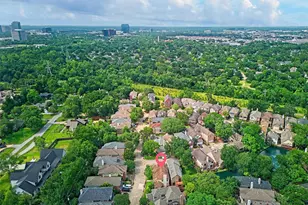 12929 Kingsbridge Ln, Houston, TX 77077 - Photo 43