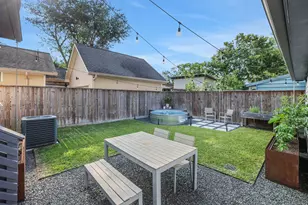 914 Robbie St, Houston, TX 77009 - Photo 45