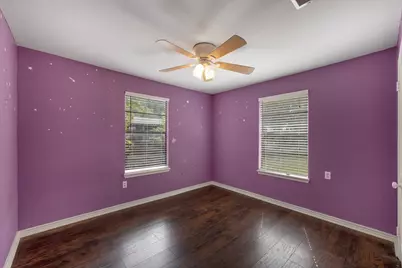 130 Airway Drive, Houston, TX 77037 - Photo 17