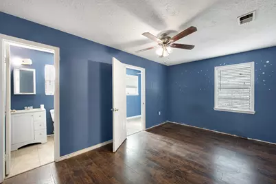 130 Airway Drive, Houston, TX 77037 - Photo 23