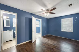 130 Airway Dr, Houston, TX 77037 - Photo 23