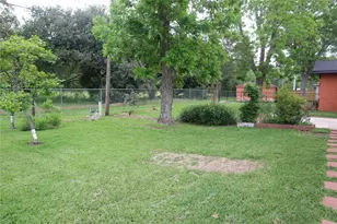 1903 Evergreen Ln, La Marque, TX 77568 - Photo 31