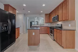 2406 Seahorse Bend Dr, Katy, TX 77449 - Photo 11